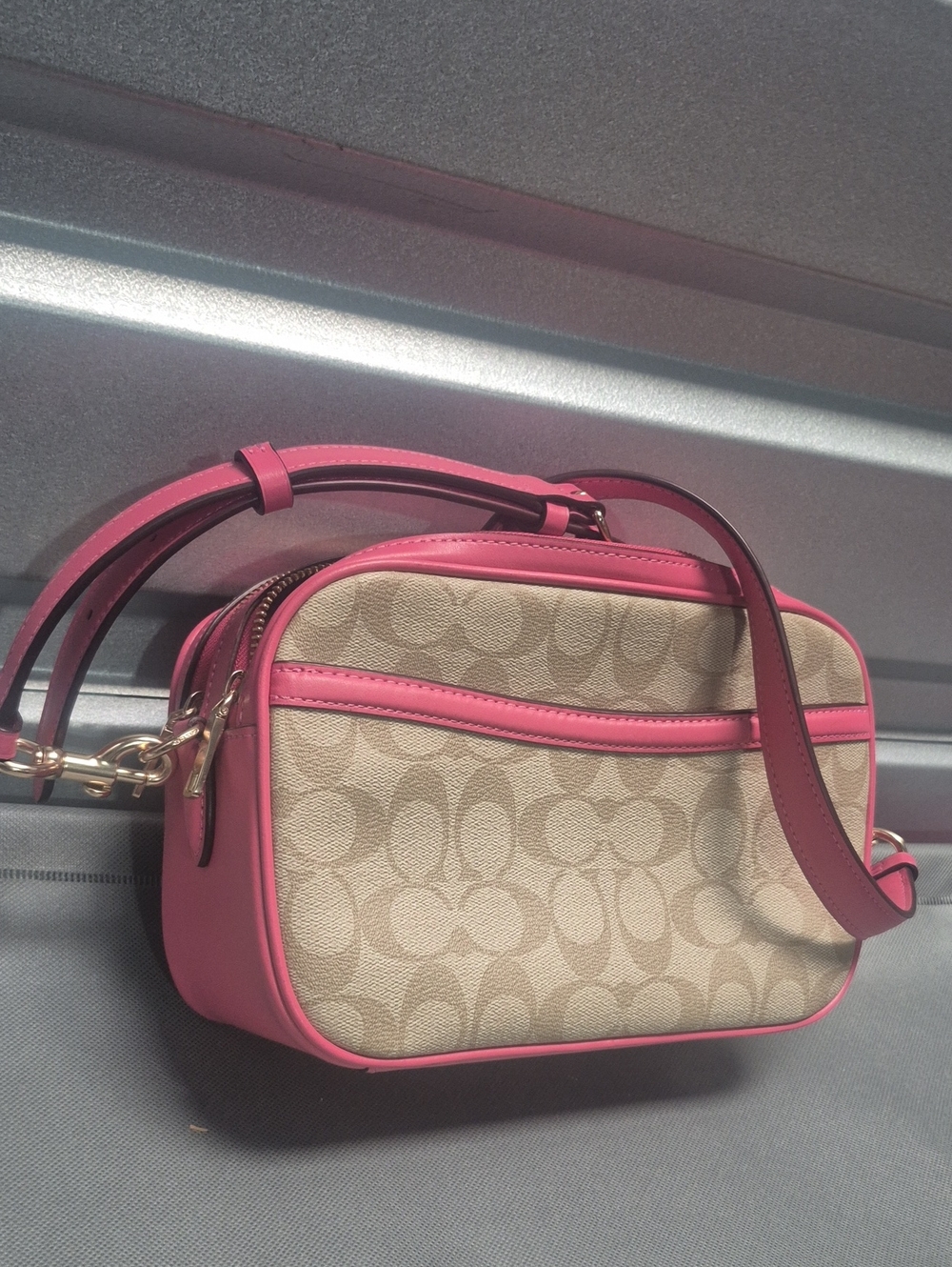 Coach Camera Bag In Beige Signature Canvas Crossbody with Pink Trim